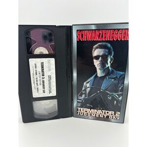 Terminator 2 Judgment Day VHS Artisan Limited Edition 1991 Rare Schwarzenegger